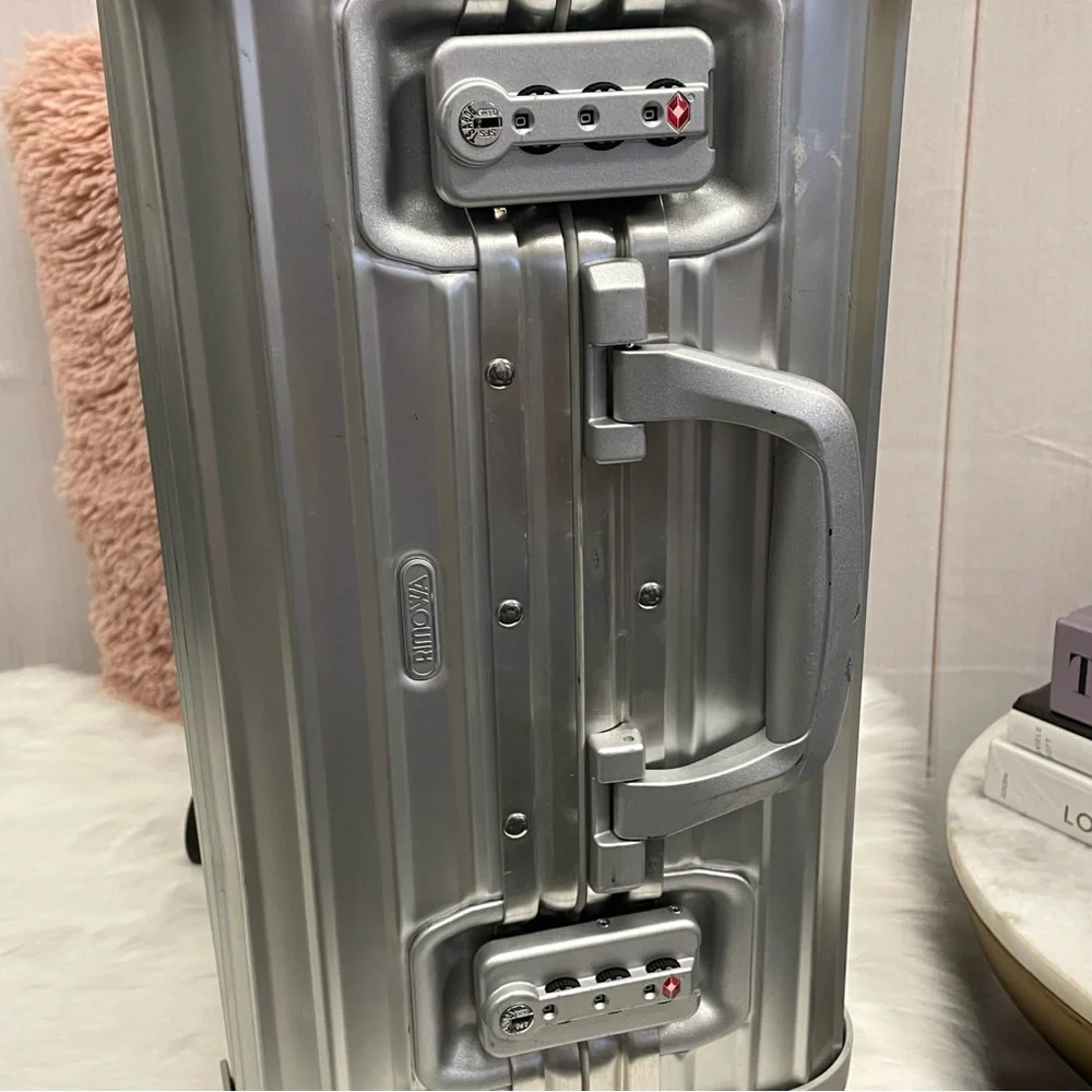 RIMOWA Silver Carry-On Spinner Luggage